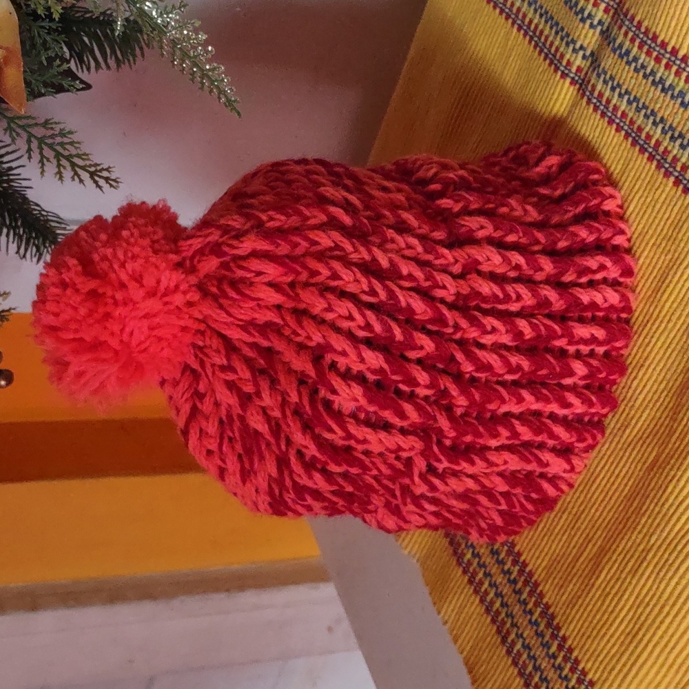 Spicy Red & Peach Valentine's Day Hand Knit Winter Christmas Hat